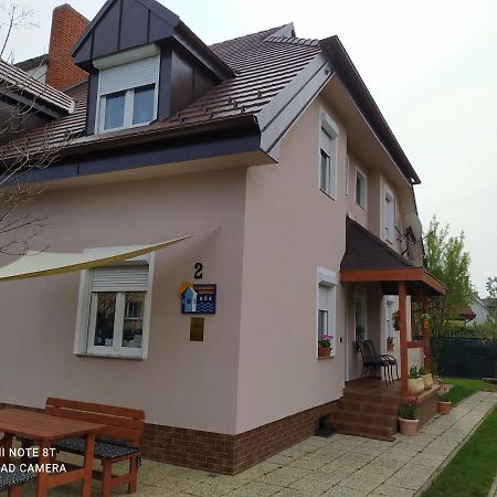 Forrás-G Vendégház Bük Exterior foto