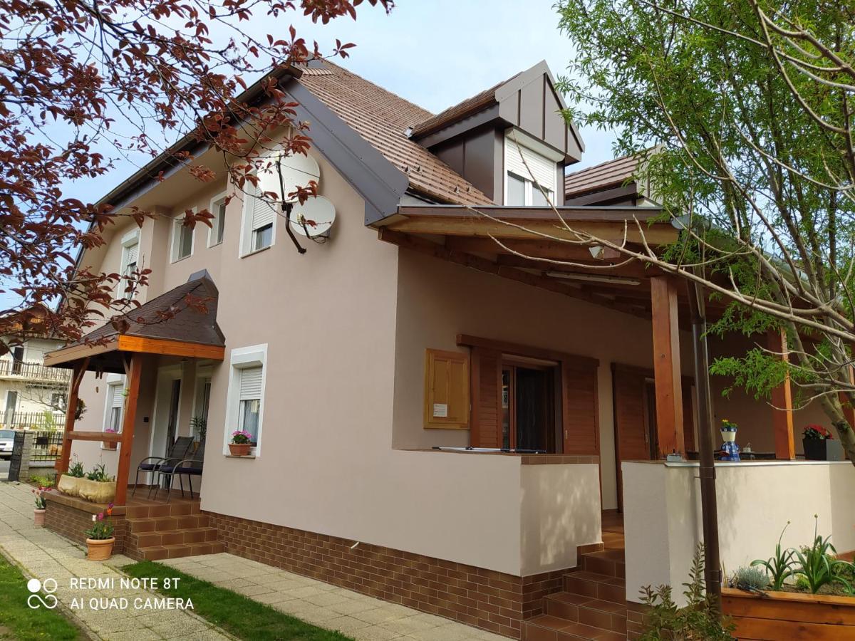 Forrás-G Vendégház Bük Exterior foto